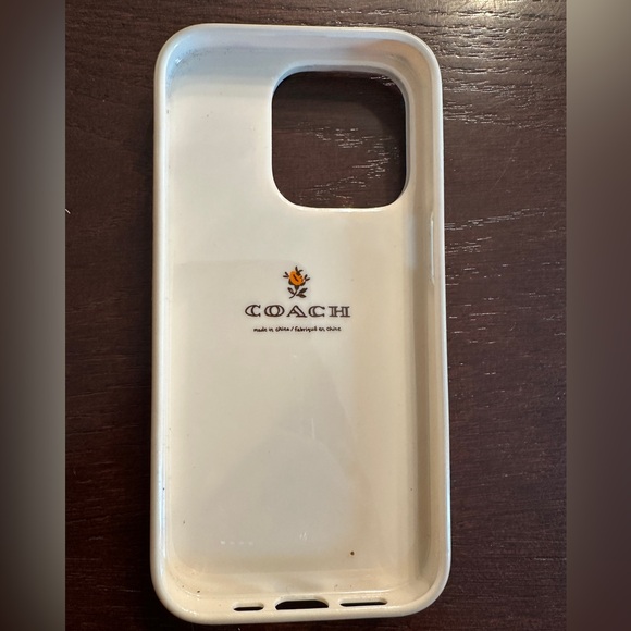 Coach iPhone case - Picture 3 of 4